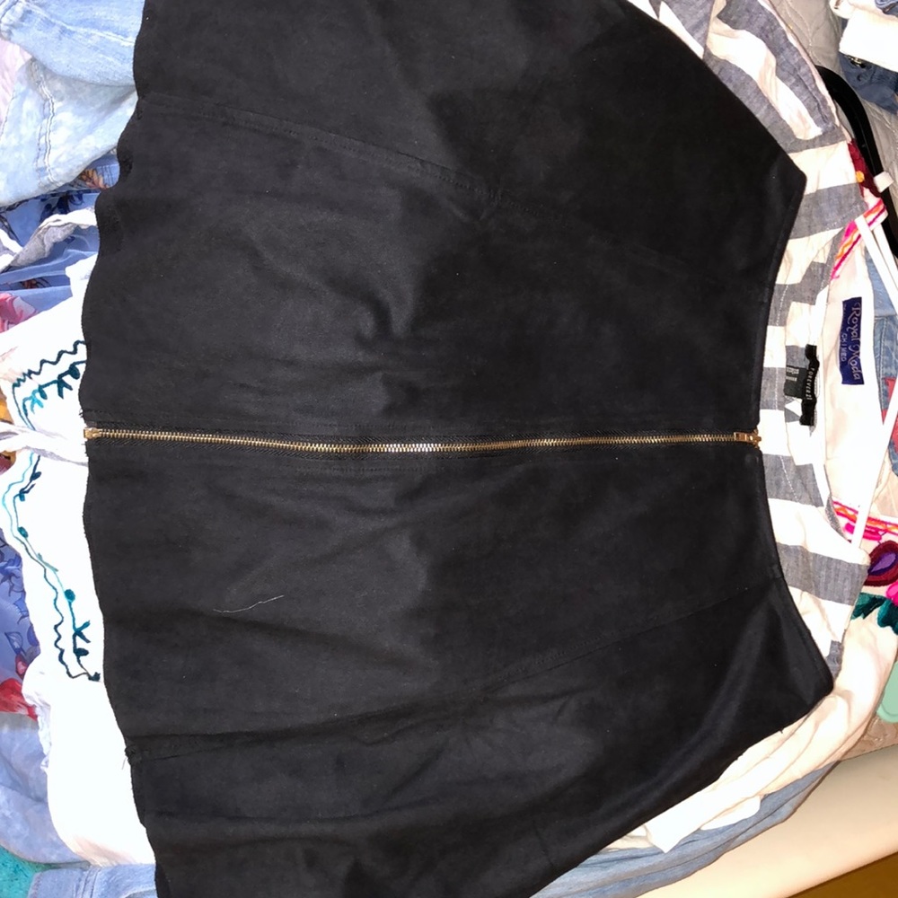 Black skirt